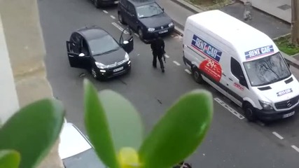 Бягството на нападателите на френското списание