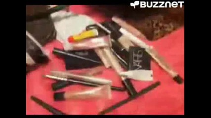 whats in hanna beths bag