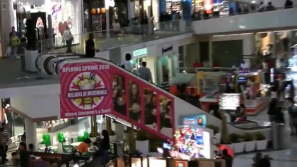 Westfield Culver City s Millions of Milkshakes Promo with Miley Cyrus 