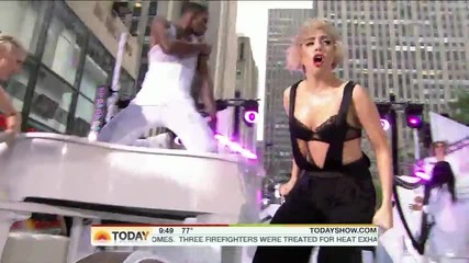 Lady Gaga - Teeth ( Today Show Live ) 