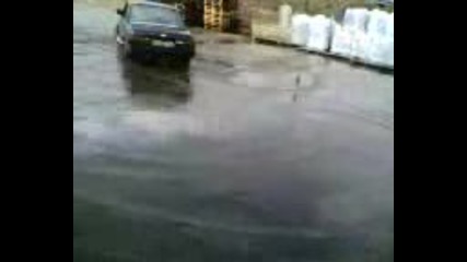 Burnout Bmw E28 535i Bruto Racing