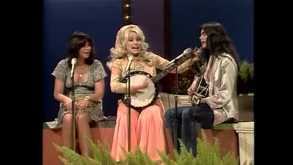 Linda Ronstadt, Dolly Parton Emmylou Harris sing Apple Jack -.in