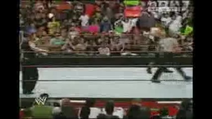 Jeff Hardy vs Triple H 