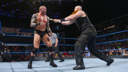 Ранди Ортън срещу Ерик Роуън - SmackDown LIVE, April 25, 201