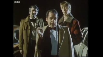 Dels black belt...in origami! - Only Fools and Horses - Bbc 