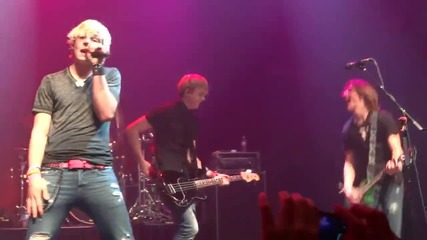 Austin & Ally Acoustic Medley + not A Love Song-r5
