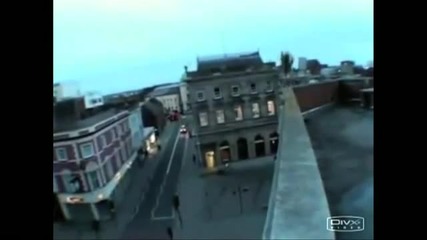 Real Life Spiderman - Parkour Master_(360p)
