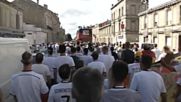 Шествие на немските фенове към стадиона в Бордо