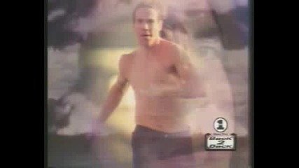 Red Hot Chili Peppers - Under the bridge