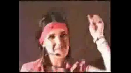 Dulce Canta En Jeans