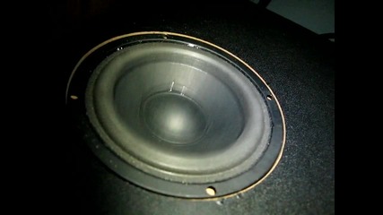 logitech s - 220 subwoofer 