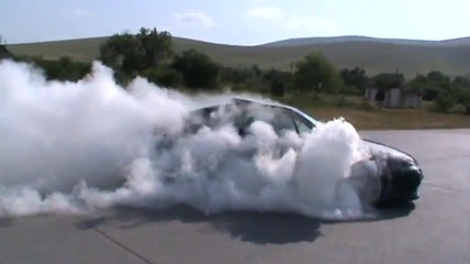 Opel Calibra Тurbo -- Burnout