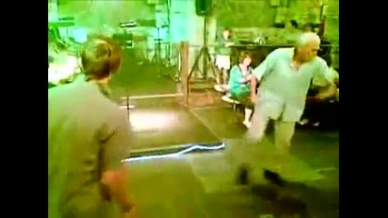 Дядо Танцува На Lady Gaga - Poker Face