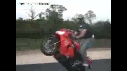 Kawasaki Zx6r 2005 Whelie