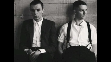 Hurts - Evelyn (бг Превод) 