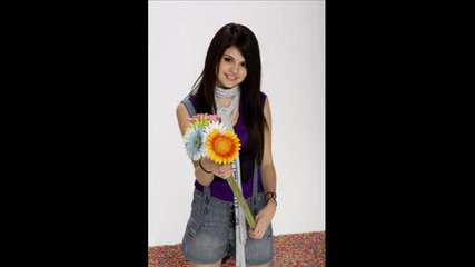 Selena Gomez Pics - One In A Milion Част 9