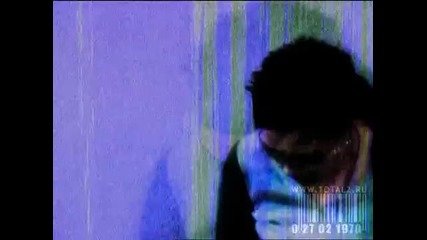 Total - Бьет по глазам