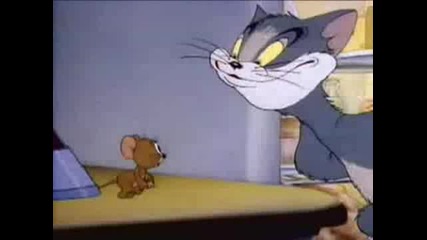 Tom And Jerry - 002 - The Midnight Snack (1941)