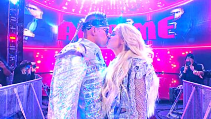 The Miz & Maryse renew their wedding vows this Monday
