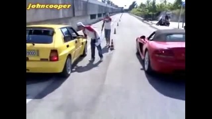 Lancia Delta vs Dodge Viper