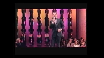 Bobby Darin sings - Mack the Knife 