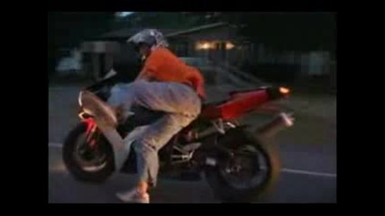 Yamaha R1 Stunt ^^