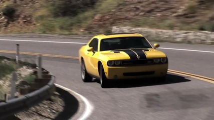 Pony Car Wars! 2011 Ford Mustang Gt vs Camaro Ss and Challenger Srt8 [www.keepvid.com]
