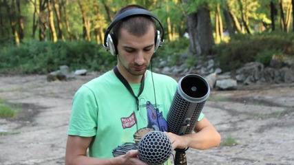 Двама мъже и половината за кино звукозаписа