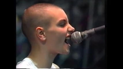 (превод) Sinead O'connor - Jump in the river (live pinkpop '88)