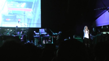 Avril Lavigne - When You're Gone - Summer Sonic 2011