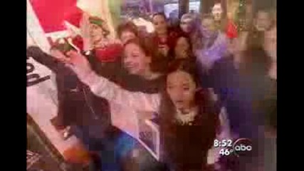 Kelly Clarkson Breakaway Live Good Morning America December 2, 2004 