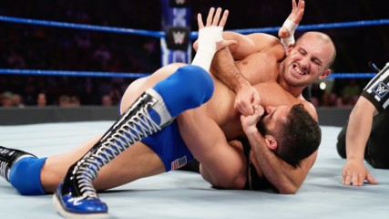 Oney Lorcan vs. Ariya Daivari: WWE 205 Live, April 23, 2019