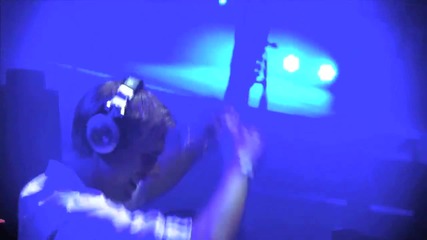 Armin van Buuren - Full Focus 