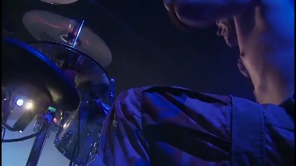 Различна версия на песента Hollywood Undead - Undead