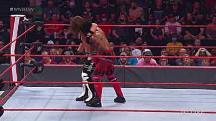 Xavier Woods vs. AJ Styles: Raw, Aug. 30, 2021