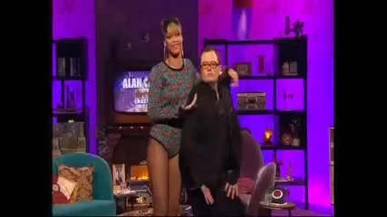 Rihanna teaches Alan Carr the dutty whine 