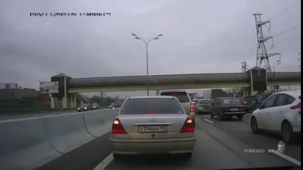 Предимство на малката кола в трафик