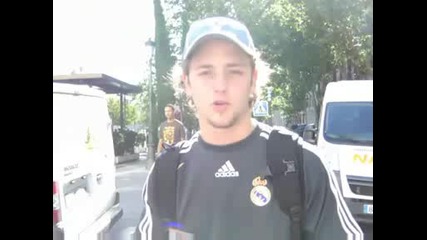 Укер говори за Дул