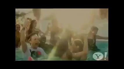 David Guetta feat. Akon - Sexy Bitch [official music video] Vbox7