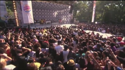 Beyonce - Single Ladies ( Put a Ring on It ) on Good Morning America
