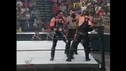 Unforgiven 2001 - Kronik vs Undertaker & Kane ( Wcw Tag Team Championship) 