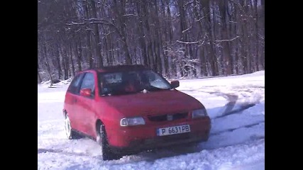Seat Ibiza Drifting On Snow 