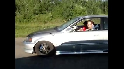 Надрусана Honda Civic Turbo 