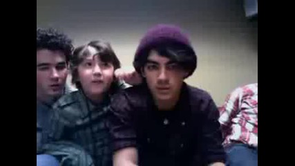 Jonas Brothers Live Chat - 2009 - (part 5)