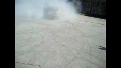 Това се казва дрифт - откачалка върхо колата