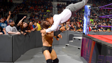 Невил прекъсва празнуващия победата си - Акира Тозава: WWE 205 Live, 15 Август, 2017