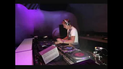 John Ocallaghan feat. Jaren - Feel So Surreal