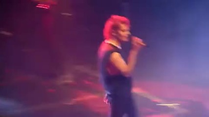 My Chemical Romance - Im Not Okay (i Promise) (live At Hammersmith Apollo 23 - 10 - 10) 