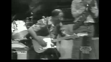 Muddy Waters & Johnny Winter - 3 Shes 19 Years Old (chicago B