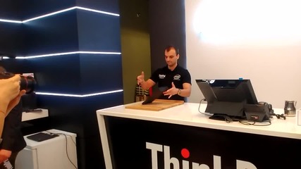 Crash test Lenovo Thinkpad в София част 1